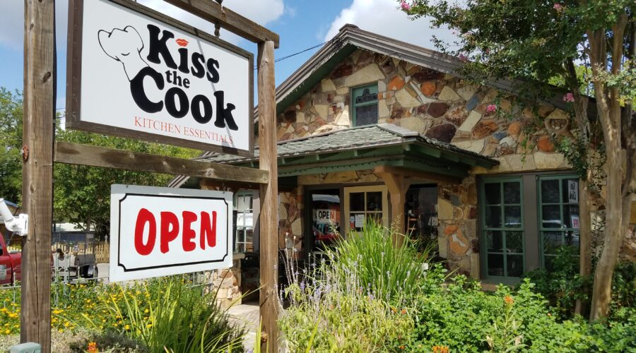 Wimberley – Kiss the Cook