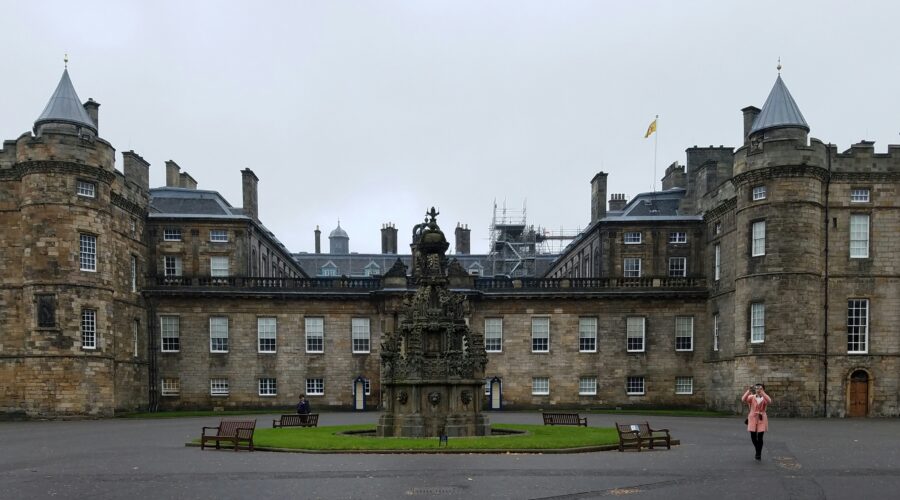 Edinburgh – Holyrood Palace