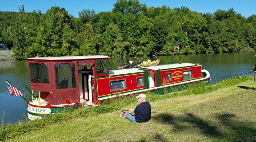 The Harriet Wiles Barge Cruise