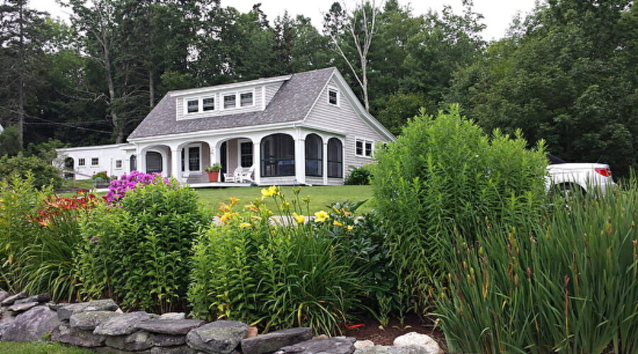 Maine – A Cottage by the Sea in Searsport