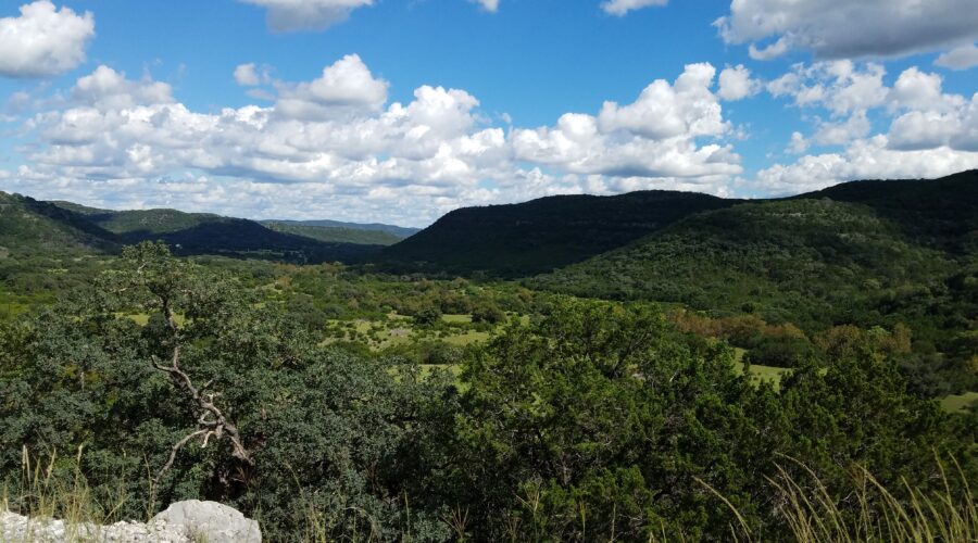 Real County – Twisted Sisters of the Texas Hills