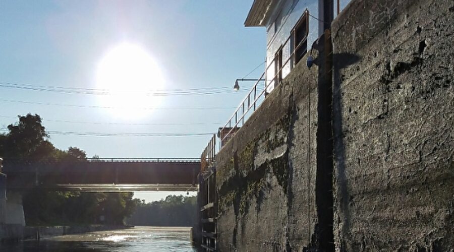 Learning the Art of Traversing the Locks